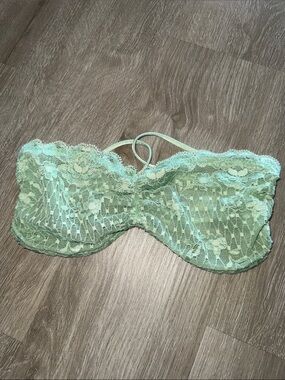 Mint Green Strapless Lace Bandeau